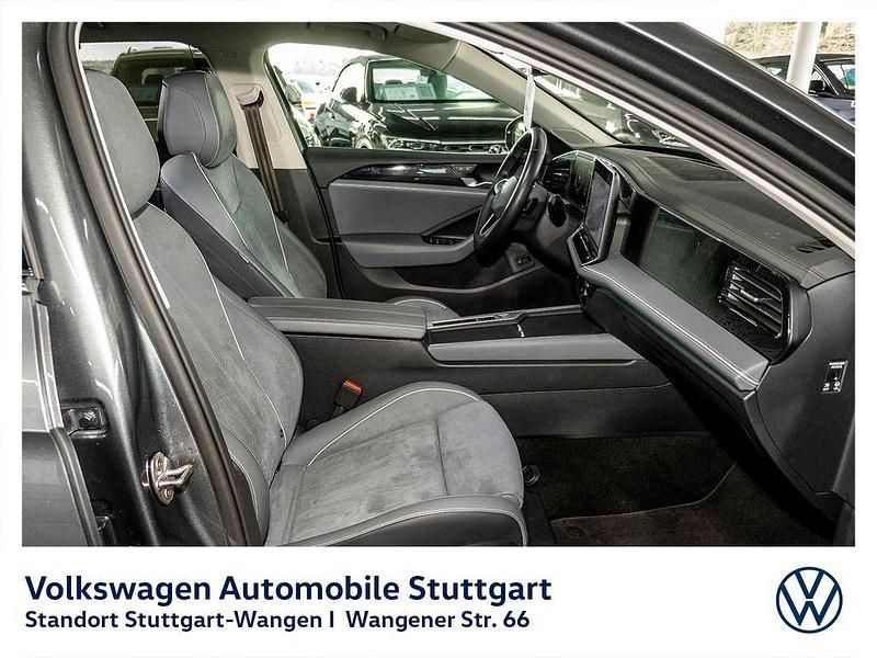 Gebraucht VW Passat Business 150 PS (110 kW) 2024 Diabasgrau metallic Kombi
