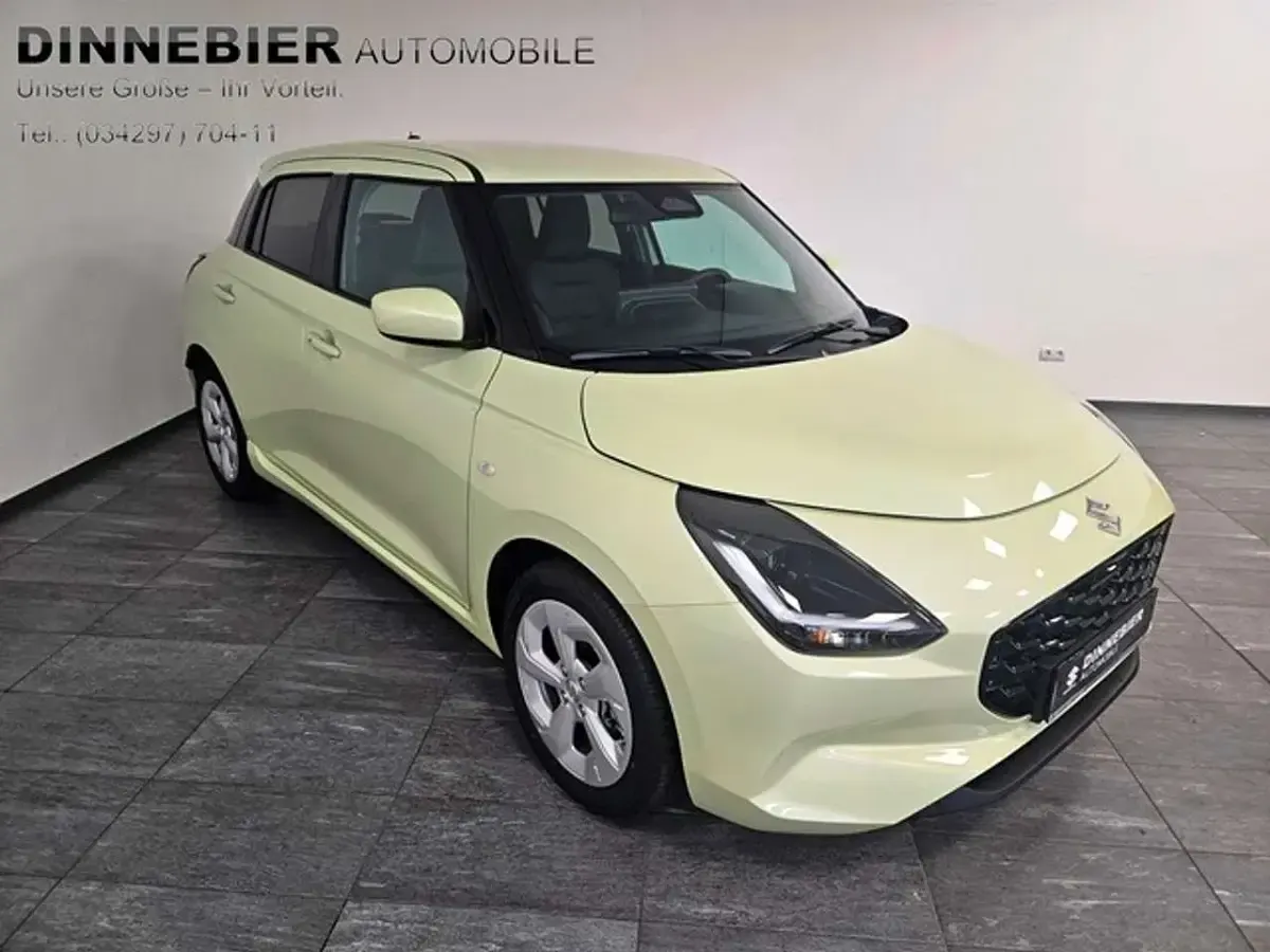 Neu Suzuki Swift Comfort 83 PS (61 kW) 2026 Coll yellow metallic Kleinwagen