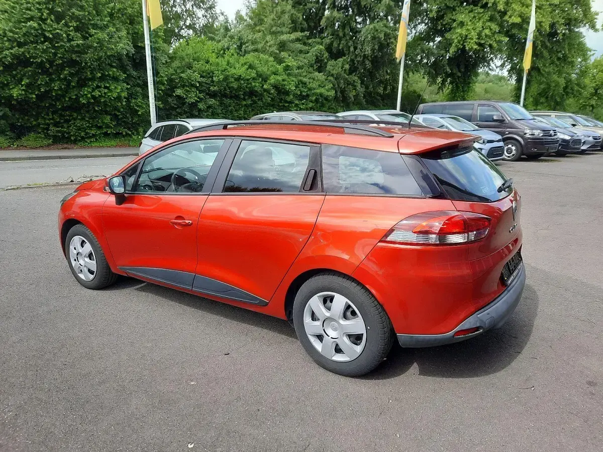 Gebraucht Renault Clio GrandTour Expression 73 PS (53 kW) 2013 Rot Kombi