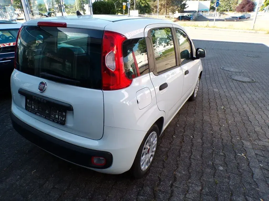 Gebraucht Fiat Panda Pop 69 PS (50 kW) 2014 Weiß Kleinwagen