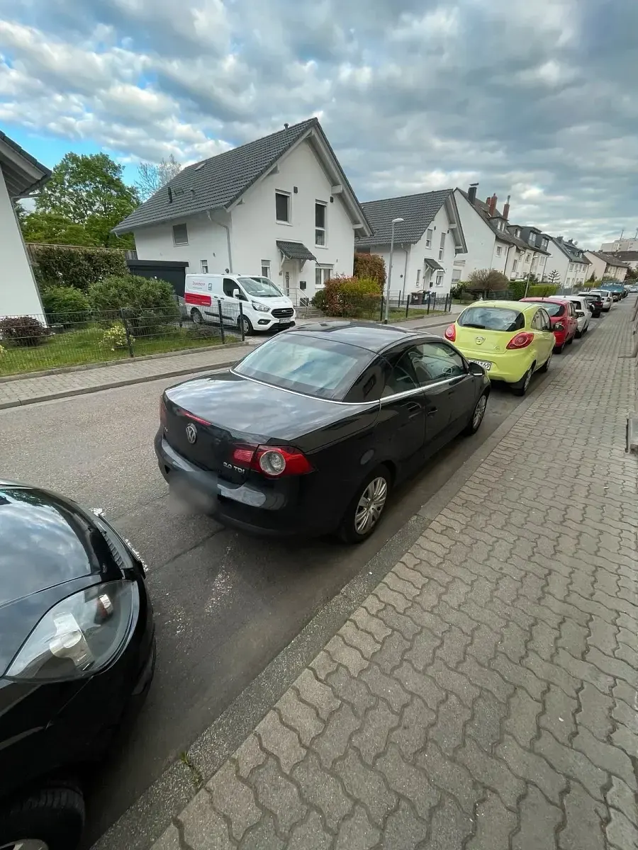 Używany VW Eos 140 KM (102 kW) 2007 Czarny Kabriolet
