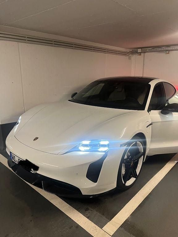 Gebraucht Porsche Taycan Sport 300 kW (408 PS) 2021 Weiß Limousine