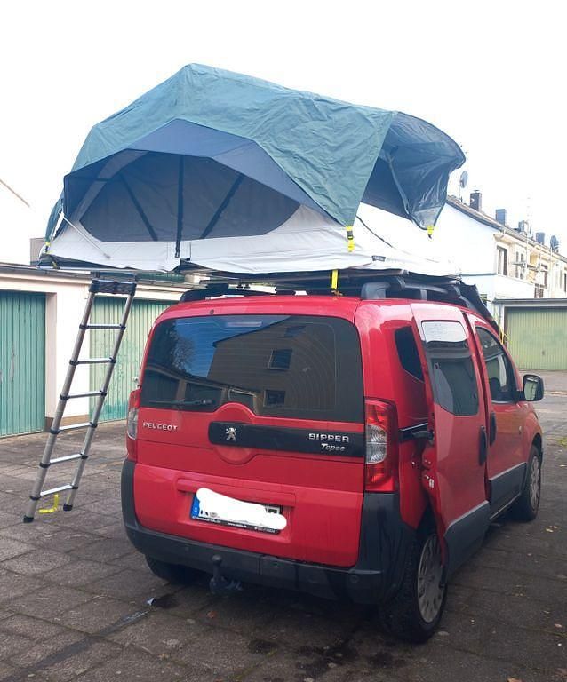 Gebraucht Peugeot Partner Tepee 75 PS (55 kW) 2010 Rot Van / Kleinbus
