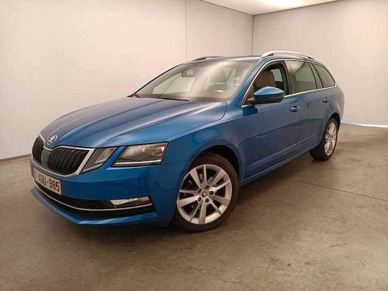Raceblau metallic Gebraucht 2020 Skoda Octavia Style Kombi | 16.390 € (Superpreis) - Bild 1/4