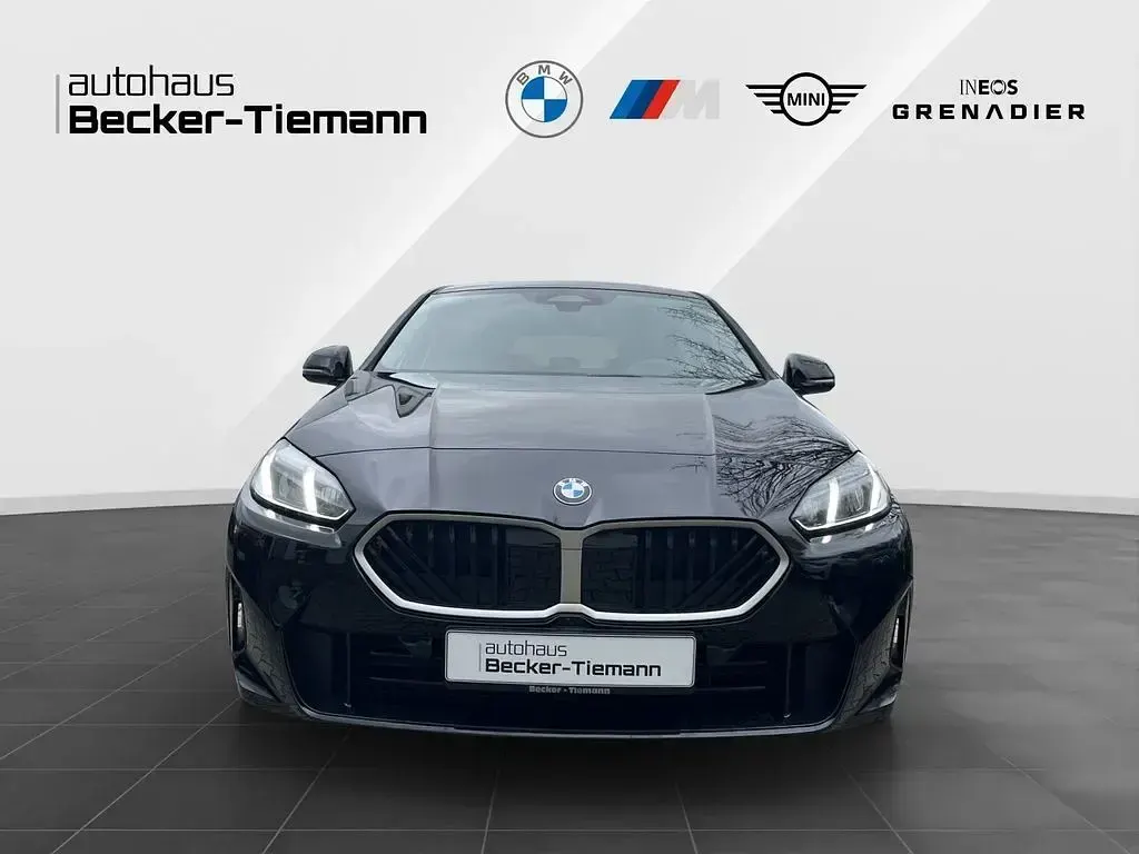 Gebraucht BMW 120 Exclusive 170 PS (125 kW) 2026 Schwarz Kleinwagen