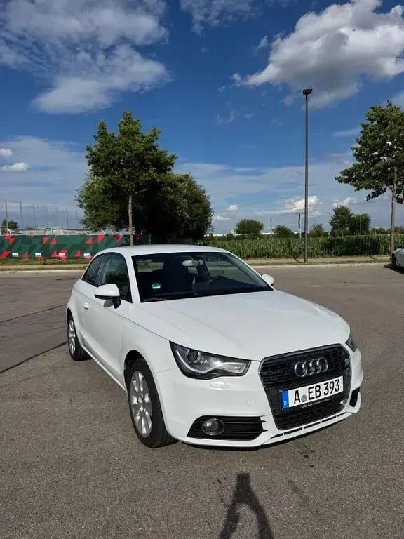 Gebraucht Audi A1 Ambition 86 PS (63 kW) 2012 Weiß Kleinwagen