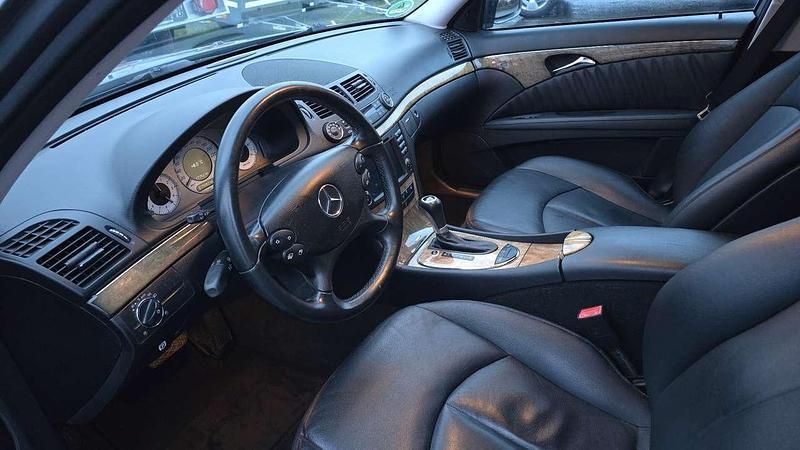 Gebraucht Mercedes E280 Avantgarde 190 PS (139 kW) 2008 Kombi