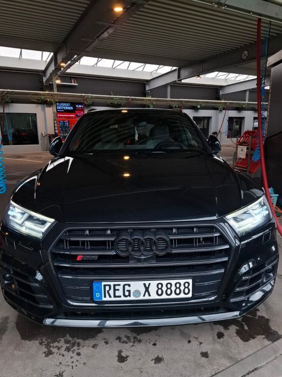 Schwarz Gebraucht 2018 Audi SQ5 Ambiente SUV | 35.500 € (Superpreis) - Bild 1/4