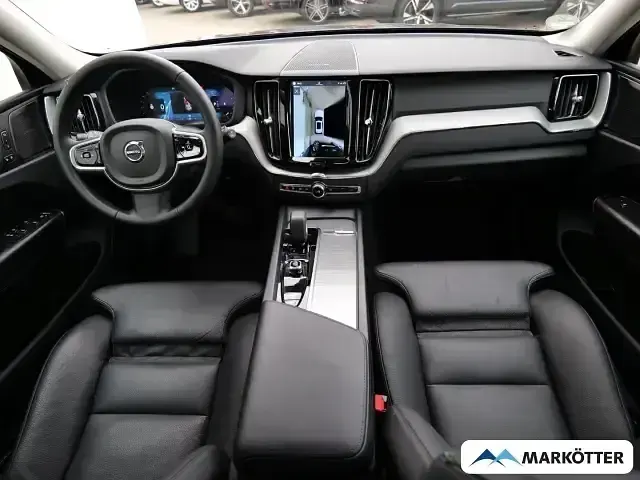 Gebraucht Volvo XC60 Plus 197 PS (144 kW) 2023 Grau SUV