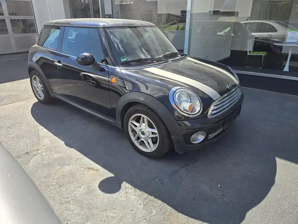 Używany Mini Cooper 120 KM (88 kW) 2009 Czarny Hatchback
