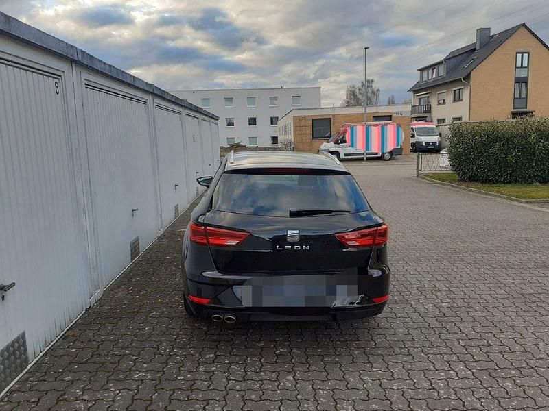 Gebraucht Seat Leon ST XCELLENCE 190 PS (139 kW) 2019 Schwarz Kombi