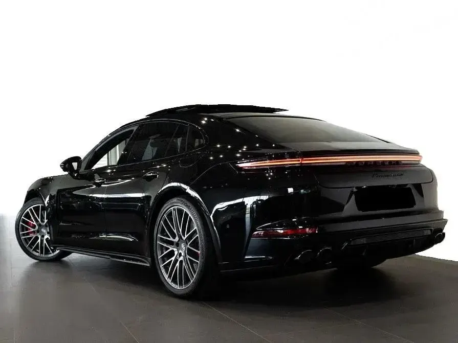 Gebraucht Porsche Panamera 4S E-Hybrid 544 PS (400 kW) 2025 Schwarz Kleinwagen