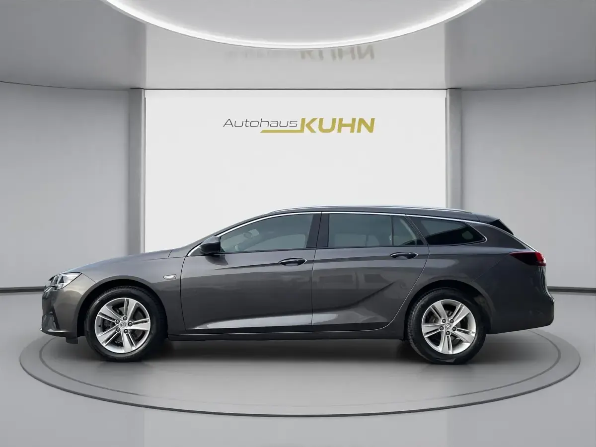 Gebraucht Opel Insignia Elegance 174 PS (127 kW) 2023 Mondstein grau/e:vulkan grau mondstein grau/e:vulkan grau Kombi