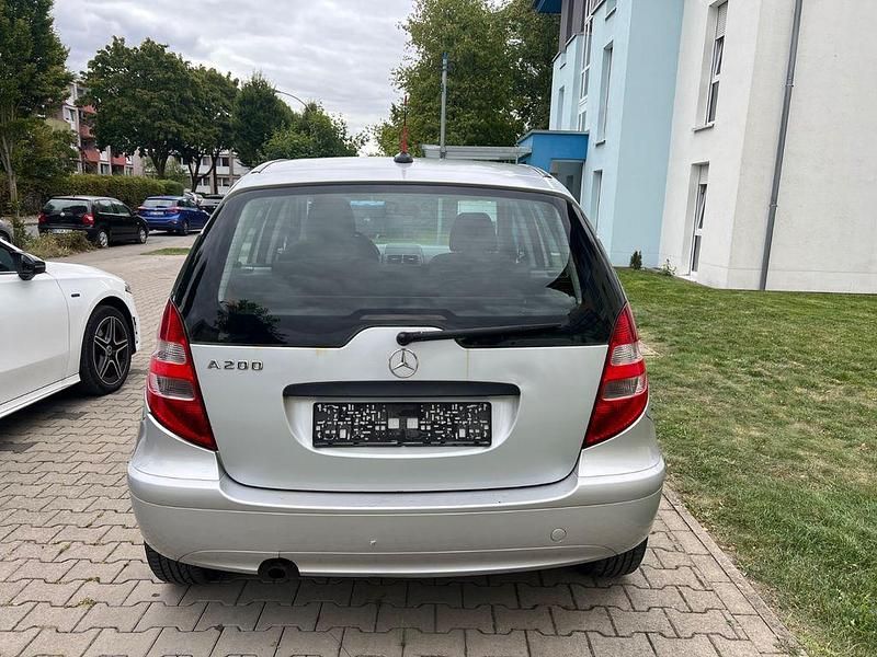 Silber Gebraucht 2005 Mercedes A200 Classic Van / Kleinbus | 1.500 € (Fairer Preis) - Bild 1/4