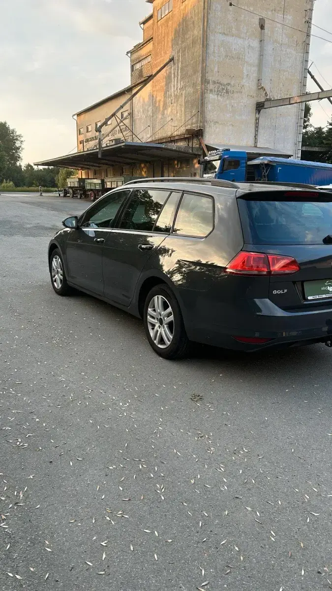 Gebraucht VW Golf VII 86 PS (63 kW) 2014 Grau Kombi