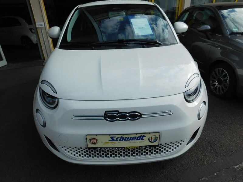 Gebraucht 2022 Fiat 500e Icon Limousine | 19.900 € (Fairer Preis) - Bild 1/4