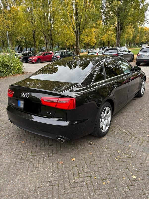 Gebraucht Audi A6 Business 204 PS (150 kW) 2012 Schwarz Limousine