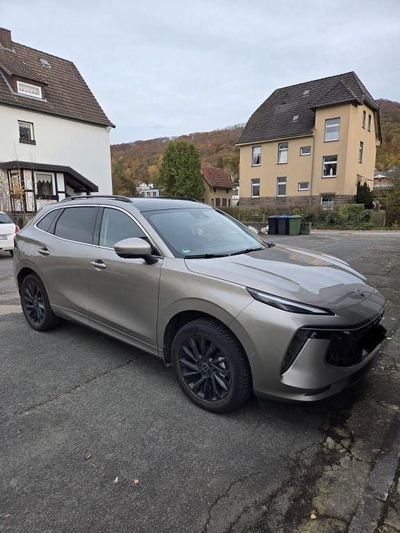 Gebraucht DFSK Forthing 5 177 PS (130 kW) 2024 Grau SUV