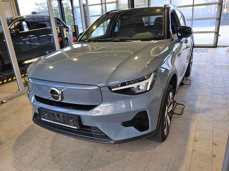 Gebraucht Volvo XC40 Core 169 kW (231 PS) 2023 Grau thunder grey / metallic SUV