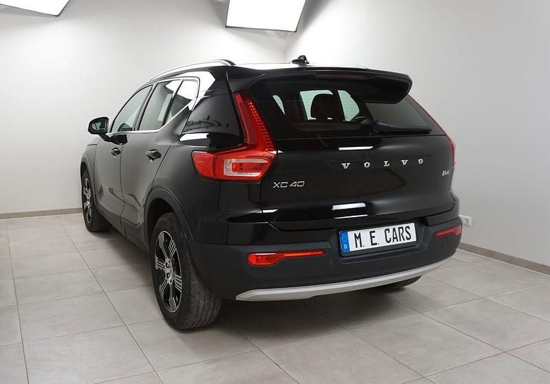 Gebraucht Volvo XC40 Inscription 197 PS (144 kW) 2022 Schwarz SUV