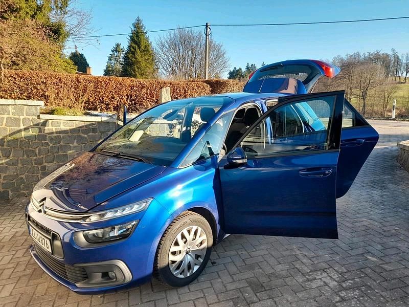 Blau Gebraucht 2017 Citroën C4 Picasso Van / Kleinbus | 9.900 € (Etwas zu teuer) - Bild 1/4
