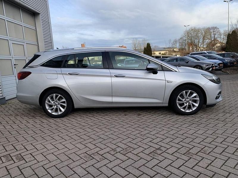 Gebraucht Opel Astra Elegance 105 PS (77 kW) 2021 Silber Limousine