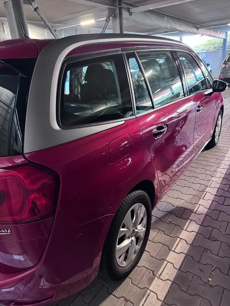 Gebraucht Citroën Grand C4 Picasso 120 PS (88 kW) 2015 Rot Van / Kleinbus