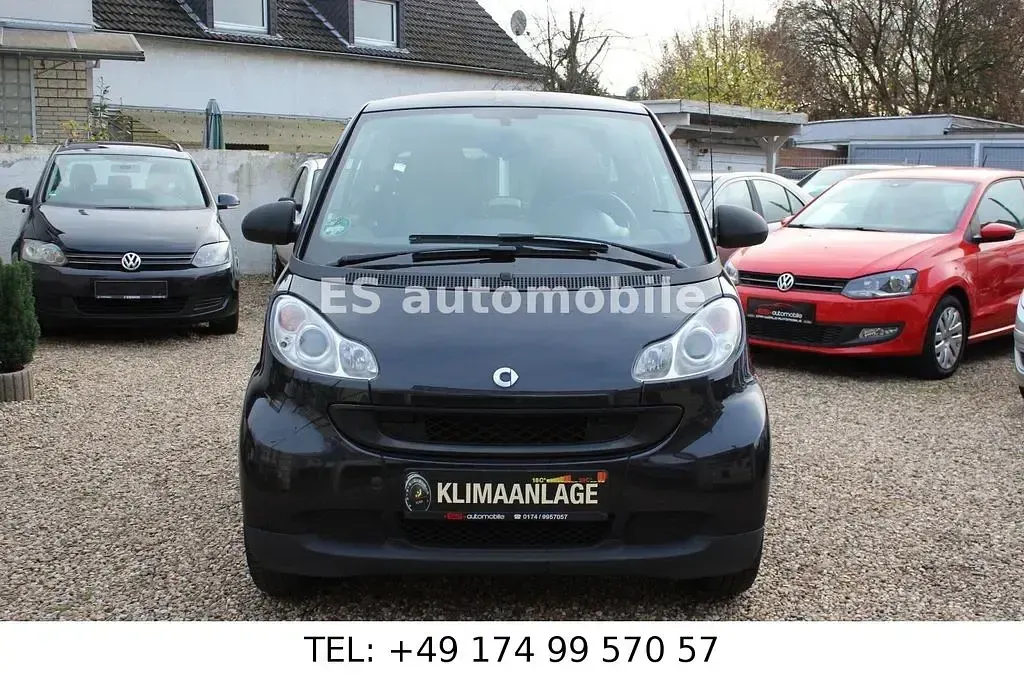 Gebraucht Smart ForTwo Coupé 61 PS (44 kW) 2011 Schwarz Coupé
