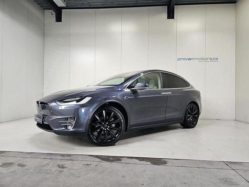 Second-hand Tesla Model X 388 kW (528 CP) 2019 Gri SUV