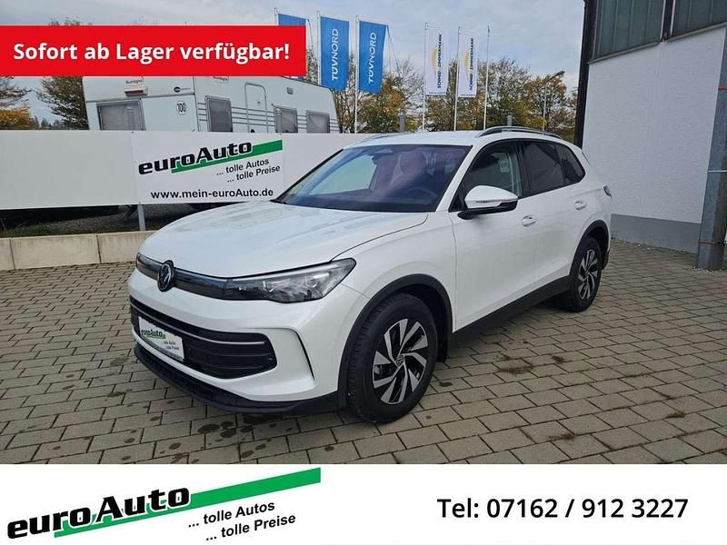 Moon white perleffect Gebraucht 2024 VW Tiguan Life SUV | 39.895 € (Teuer) - Bild 1/4