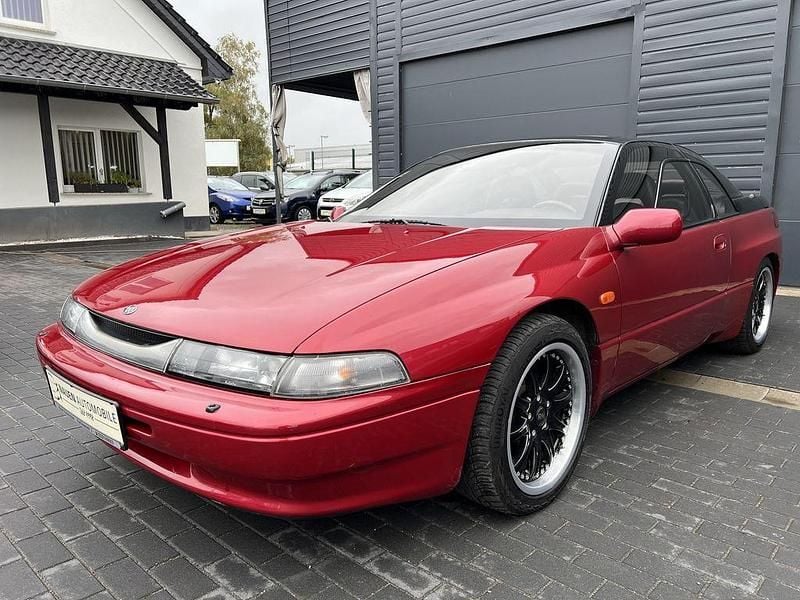Rot (metallic) Gebraucht 1992 Subaru SVX Coupé | 12.970 € - Bild 1/4