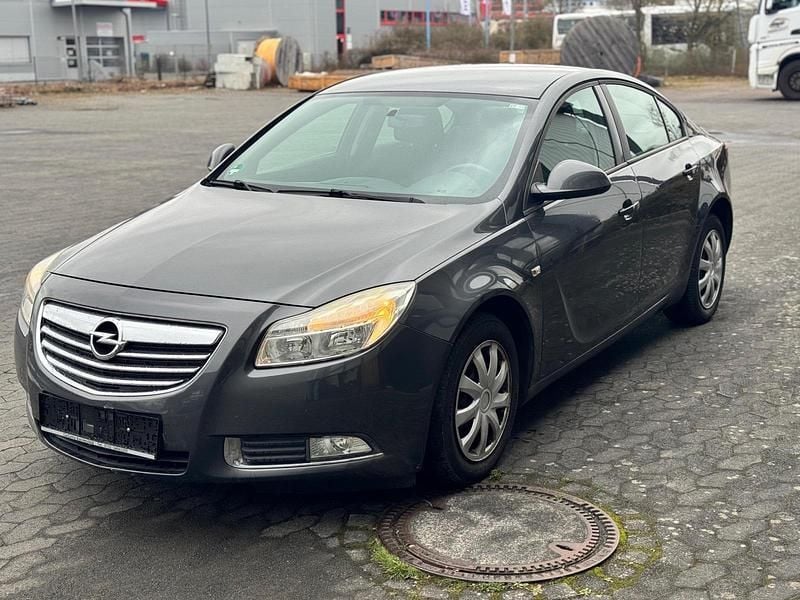 Gebraucht Opel Insignia 116 PS (85 kW) 2009 Grau Limousine