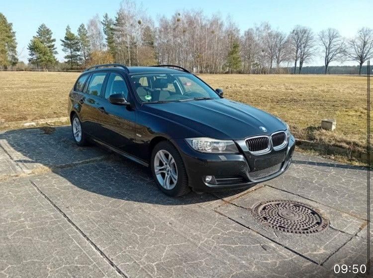Second-hand BMW 318 Performance 143 CP (105 kW) 2009 Negru Break