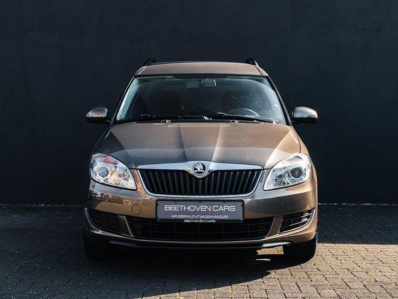 Gebraucht Skoda Fabia Elegance 69 PS (50 kW) 2015 Braun Kombi