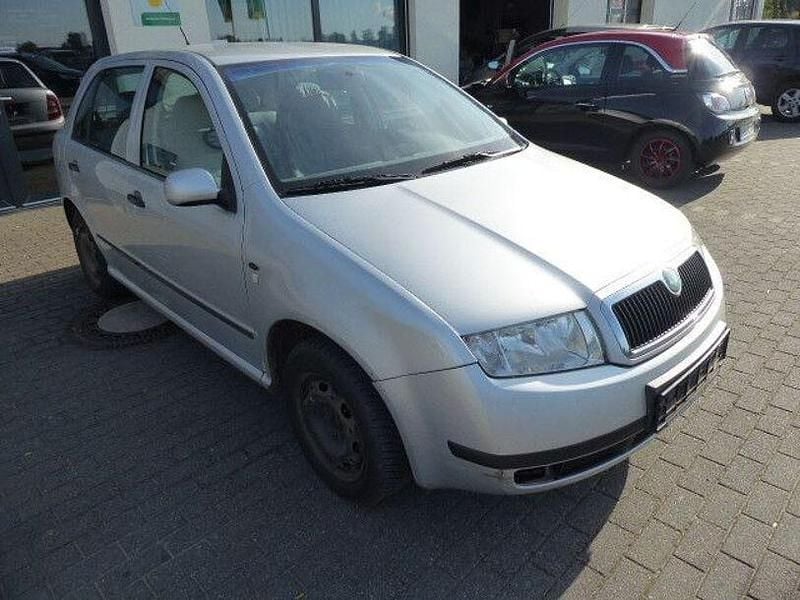 Gebraucht Skoda Fabia Classic 68 PS (50 kW) 2000 Silber Kleinwagen