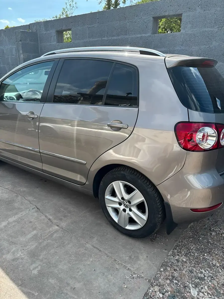 Gebraucht VW Golf VI 125 PS (91 kW) 2010 Braun Kleinwagen
