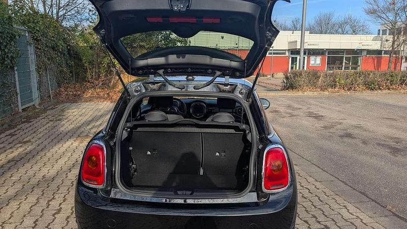 Gebraucht Mini ONE 102 PS (75 kW) 2017 Schwarz Kleinwagen