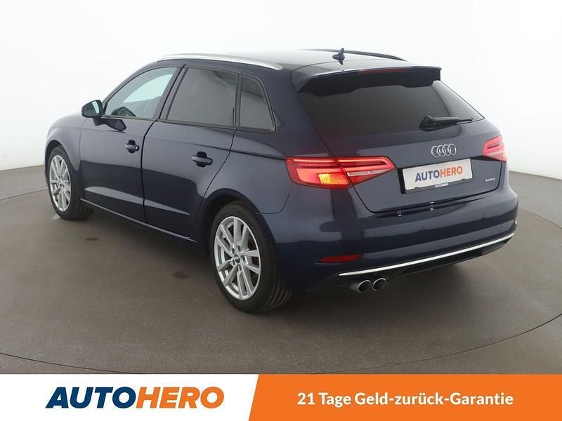Gebraucht Audi A3 Sport 150 PS (110 kW) 2016 Blau Limousine