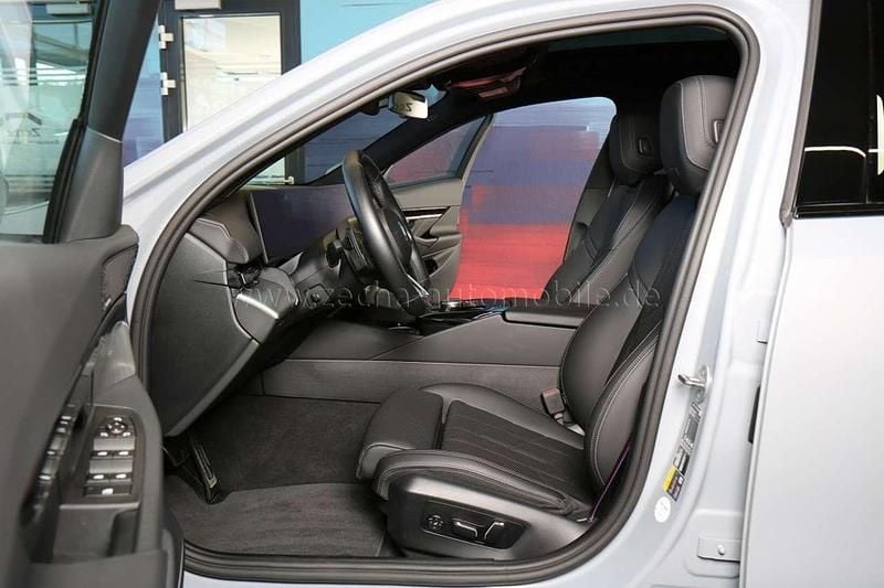 Używany BMW 530e Performance 299 KM (219 kW) 2024 Szary Kombi