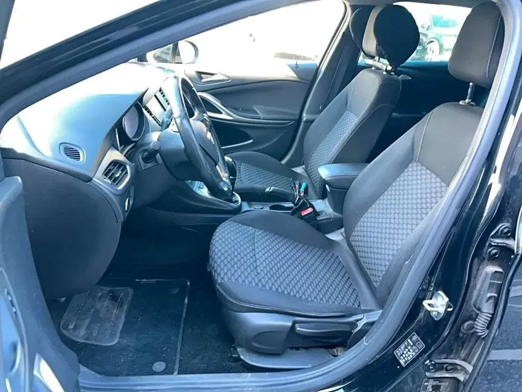 Używany Opel Astra Dynamic 110 KM (80 kW) 2017 Czarny Kombi