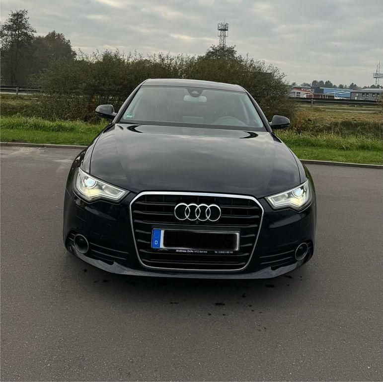 Schwarz Gebraucht 2011 Audi A6 Limousine | 9.500 € (Guter Preis) - Bild 1/4