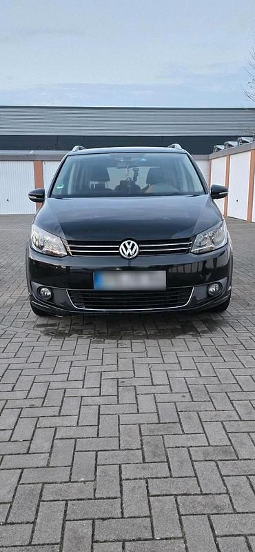 Gebraucht VW Touran 105 PS (77 kW) 2011 Schwarz Van / Kleinbus