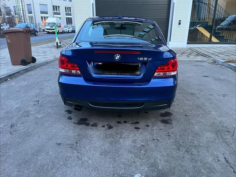 Gebraucht BMW 123 Coupé 204 PS (150 kW) 2012 Blau Coupé