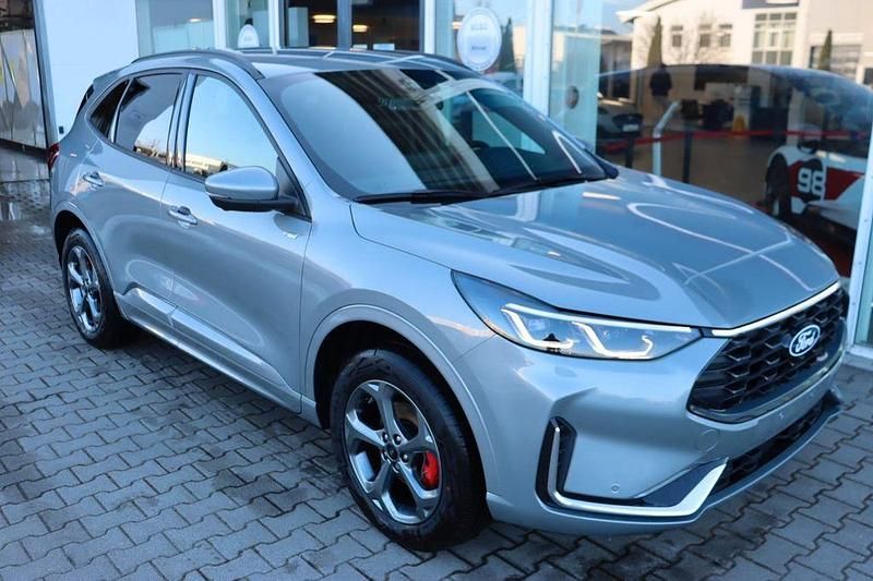 Neu Ford Kuga ST-Line X 242 PS (177 kW) 2026 Solar silver metallic SUV