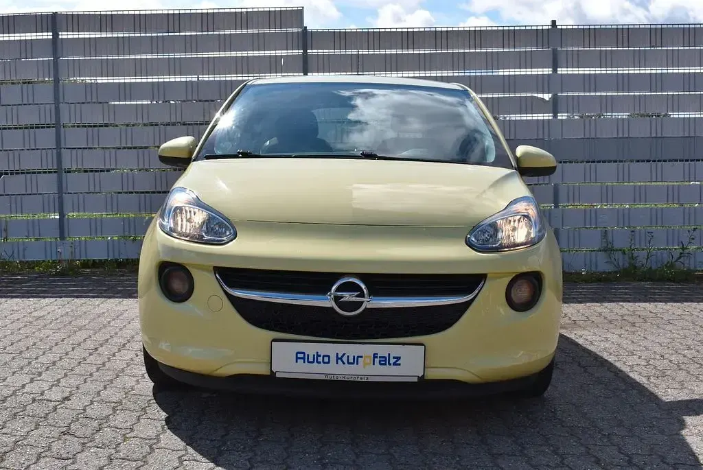 Gebraucht Opel Adam Basis 69 PS (50 kW) 2016 Gelb Kleinwagen