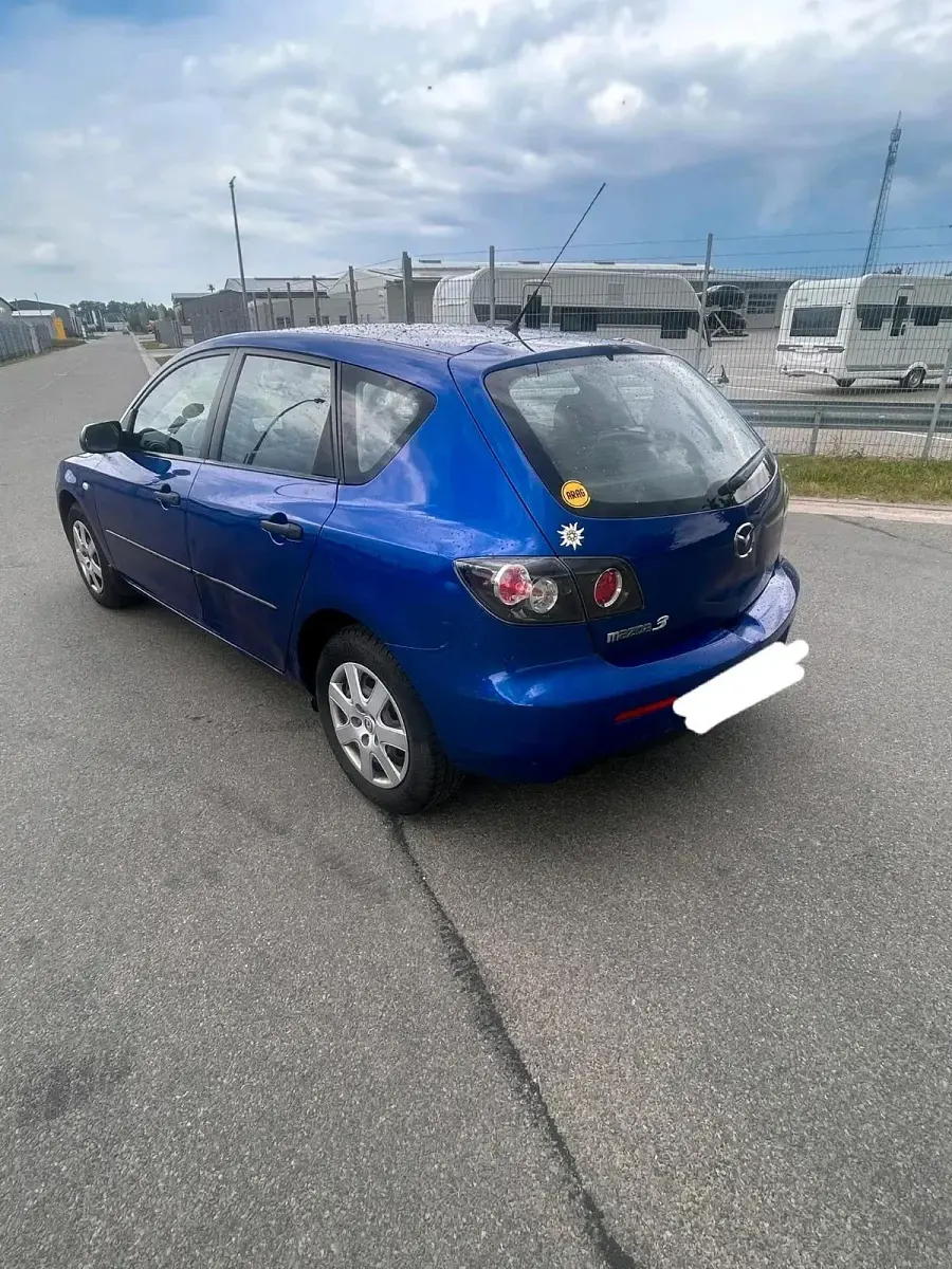 Gebraucht Mazda 3 109 PS (80 kW) 2008 Blau Kleinwagen