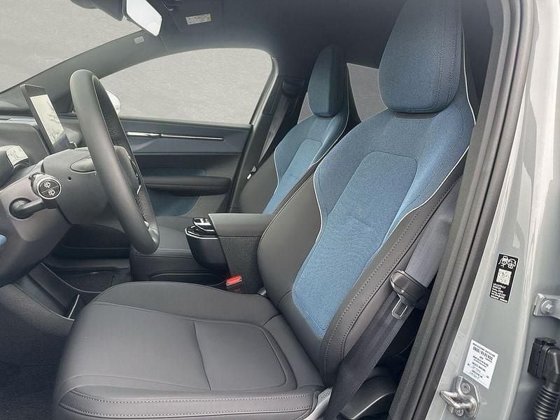 Gebraucht Volvo EX30 Core 200 kW (272 PS) 2025 Vapour grey SUV