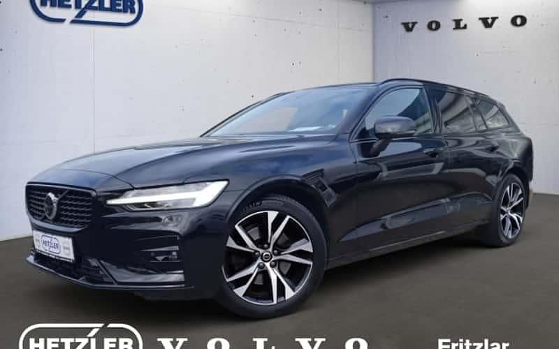 Schwarz Gebraucht 2022 Volvo V60 Plus Kombi | 34.350 € (Etwas zu teuer) - Bild 1/4