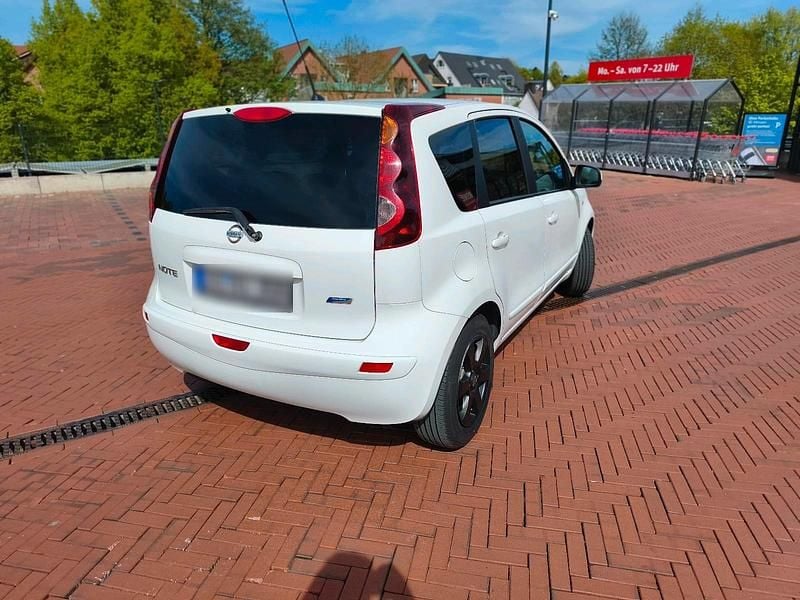Second-hand Nissan Note 110 CP (80 kW) 2010 Alb Hatchback