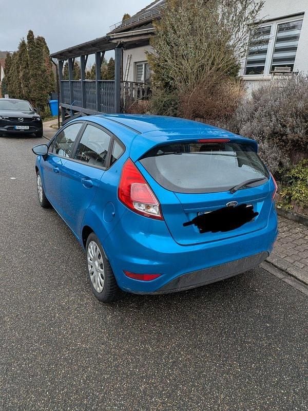 Gebraucht Ford Fiesta Trend 82 PS (60 kW) 2016 Blau Kleinwagen